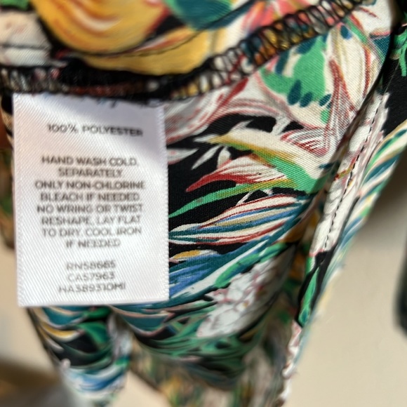 Nordstrom brand Halogen floral blouse - Picture 11 of 11